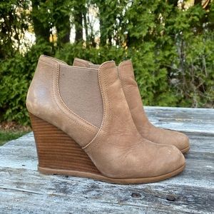Fine leather booties - Audrey Brooke from DSW